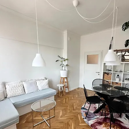 公寓 The Big Blue *