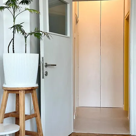 Apartment The Big Blue Warna