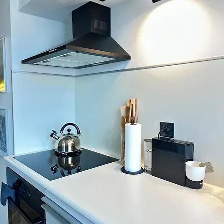 Daire The Big Blue *