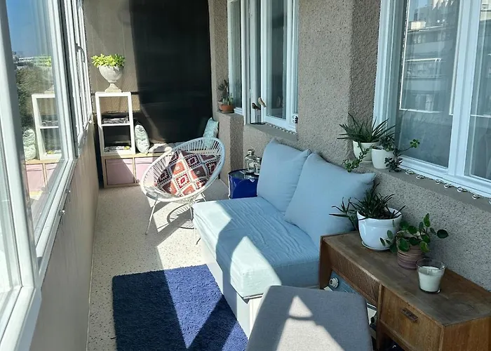 Daire The Big Blue *